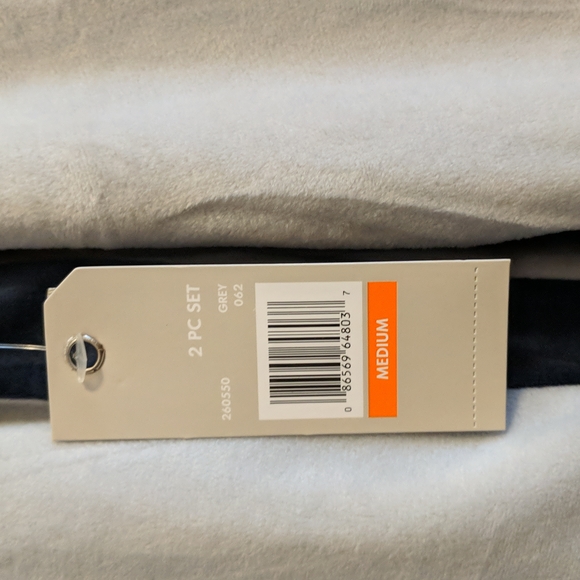 2 piece velour lounge set - Picture 7 of 14